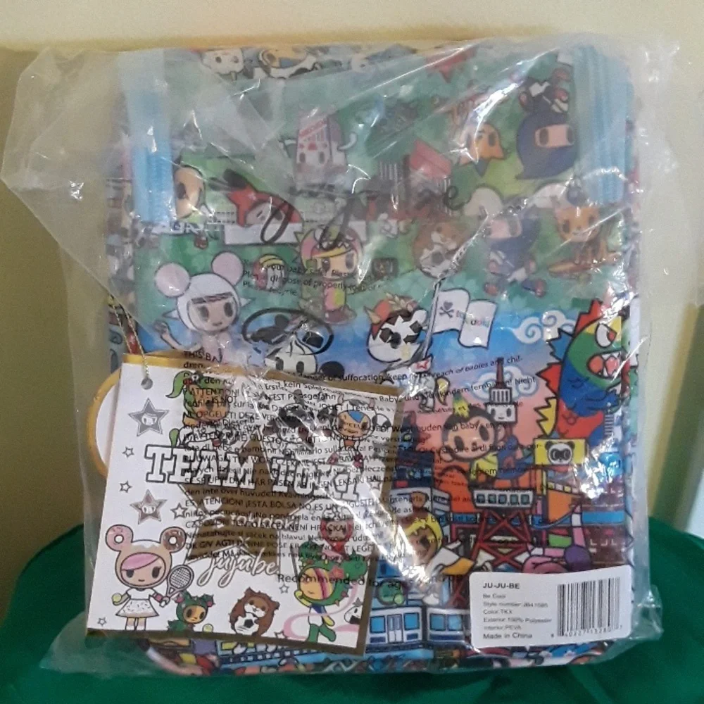Tokidoki x JuJuBe Team Tokidoki Be Cool Insulated Lunch Baby Bottle Bag
